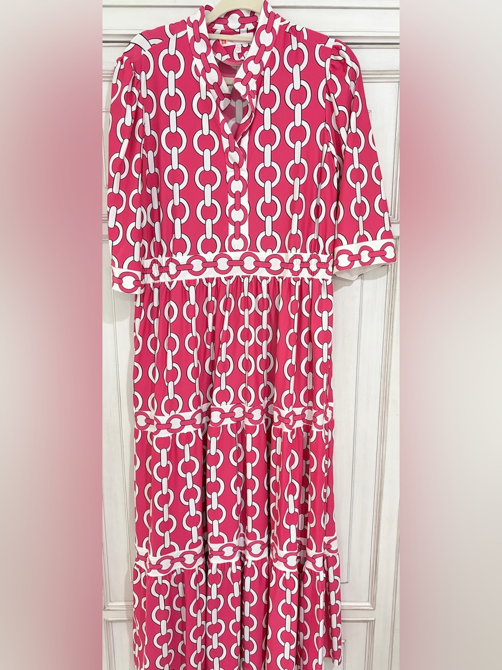 NWOT SZ L Jude Connally Hot Pink & White Chain-Print Tiered Maxi Dress